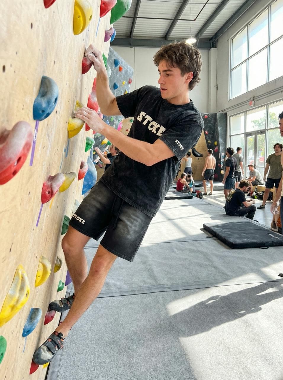 STOKE lookbook - Indoor climbing gym